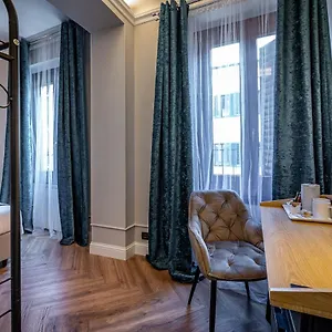 https://hotel-borgo.it-tuscanyhotel.com