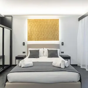 https://cdr-luxury-suites.it-romehotels.com
